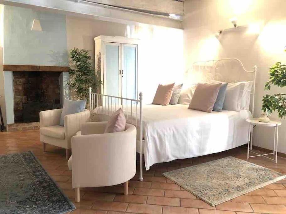 Il Sogno Di Maria Antonietta Apartment คูเนโอ ภายนอก รูปภาพ